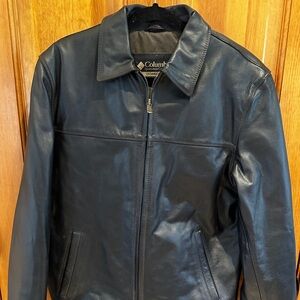 Vintage Columbia Men's Black Leather Bomber Jacket Y2K